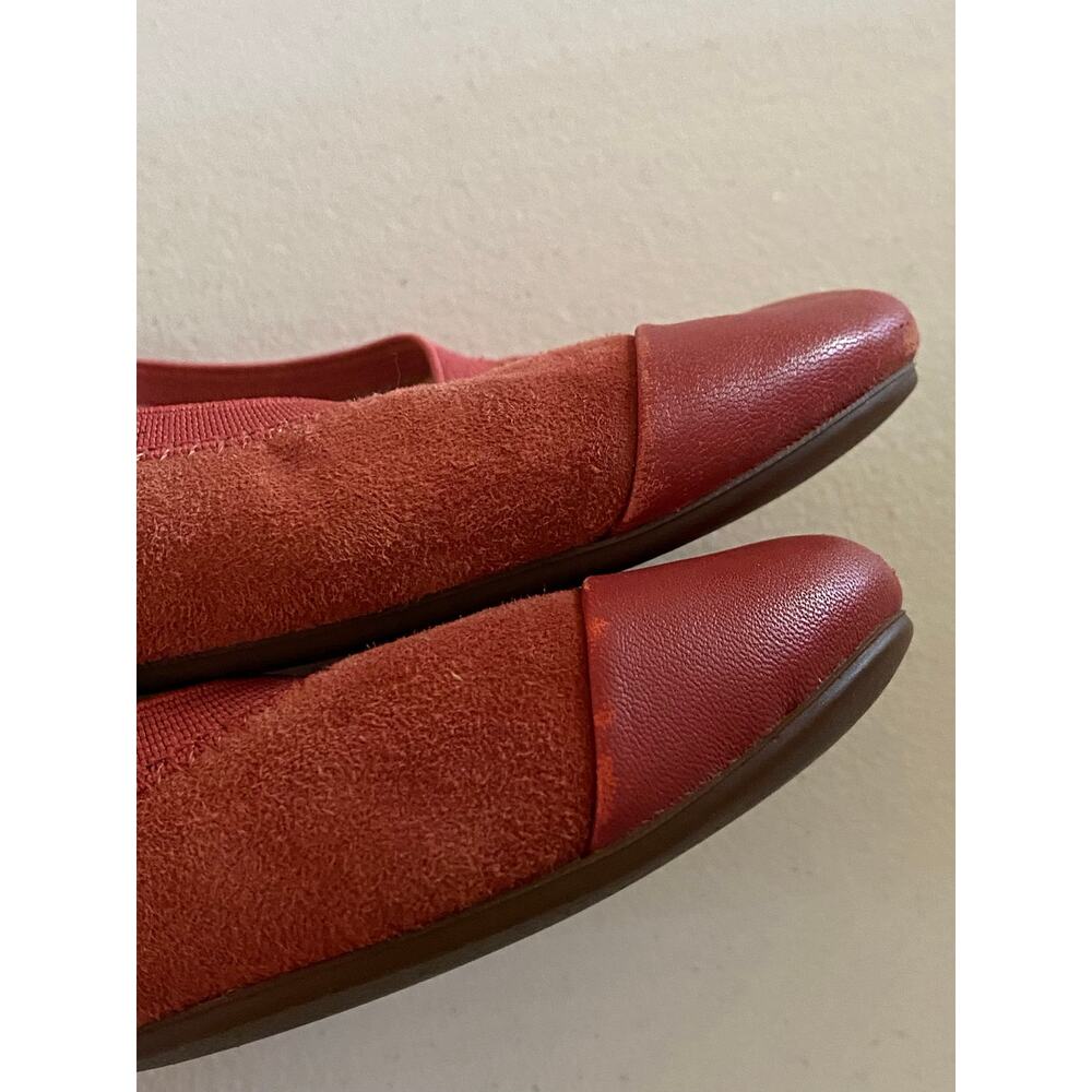 Cole Haan Preppy Women's 7 Ballet Flat Suede Leather Cap Toe Classic Chic - Picture 11 of 12